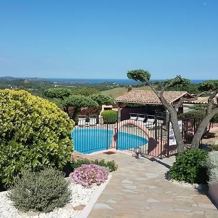 Domaine San Sebastiano 펜션 *