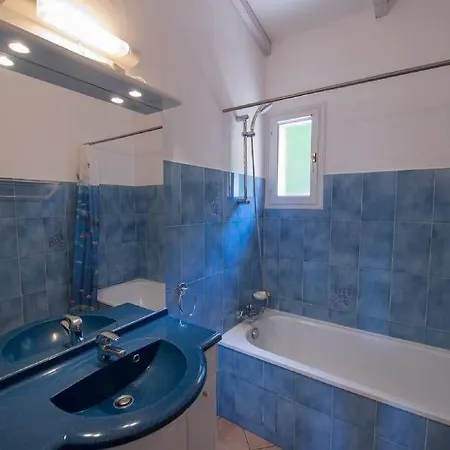 度假居 圣塞巴斯提诺地区酒店 *