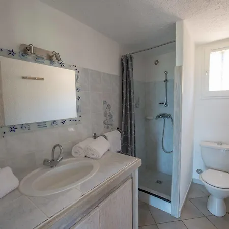 圣塞巴斯提诺地区酒店 *