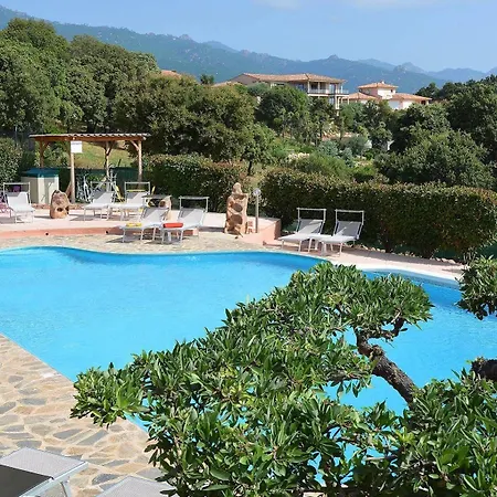 度假居 圣塞巴斯提诺地区酒店 *