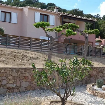 Hébergement de vacances Domaine San Sebastiano *