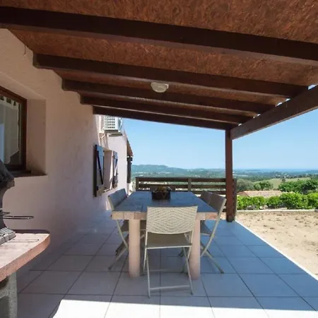 Feriehus Domaine San Sebastiano *
