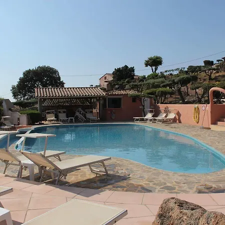 Hébergement de vacances Domaine San Sebastiano *