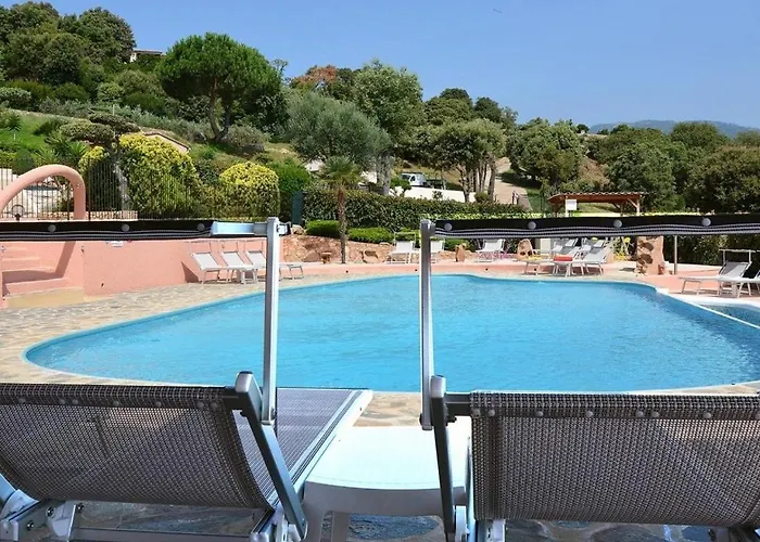 Domaine San Sebastiano בית נופש פורטו-וישיו