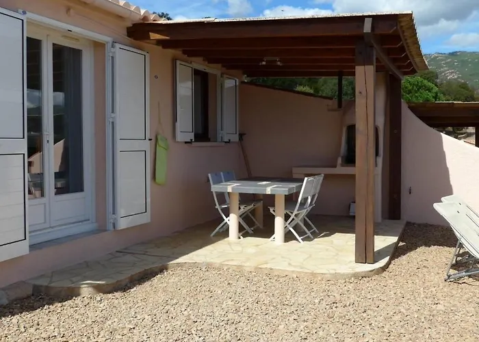 Domaine San Sebastiano בית נופש פורטו-וישיו
