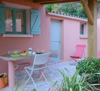Domaine San Sebastiano בית נופש פורטו-וישיו