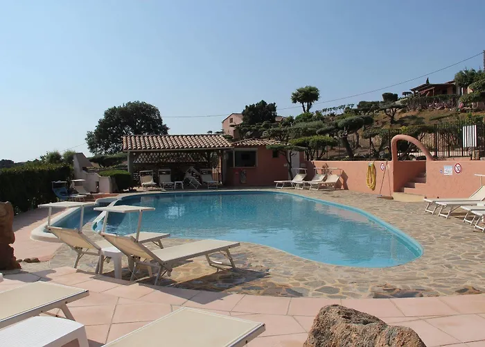 בית נופש Domaine San Sebastiano *